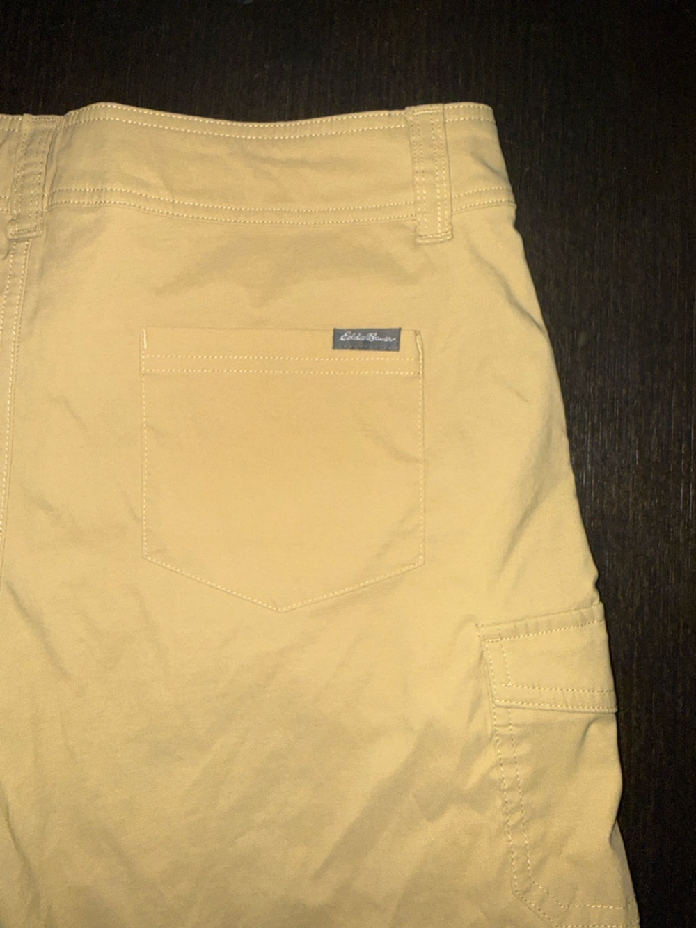 Eddie Bauer Women's Olive Green Cargo Shorts - Picture 6 of 8